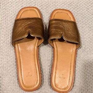 Never Worn (!) Tecovas Copper Metallic Leather Slides
